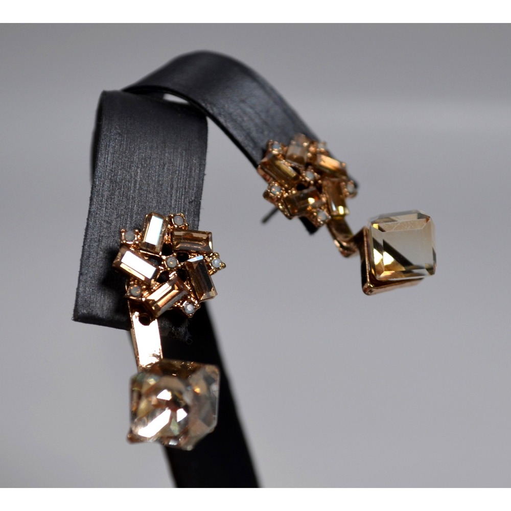Gold Tone Metal Pierced Stud Earrings 2‎ Pc Insert w/ Clear Glass Cube Dangle